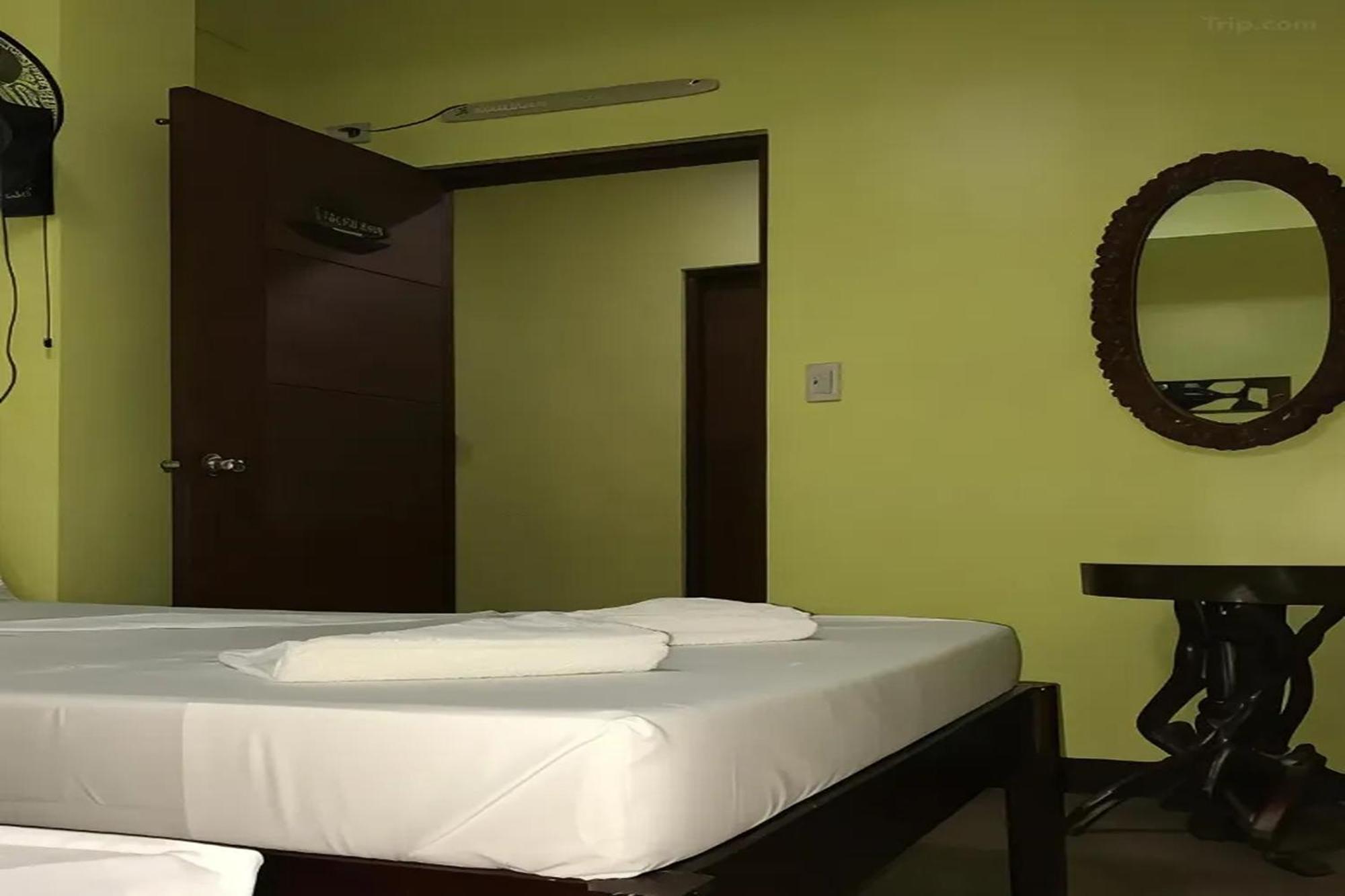 Luis Bay Travellers Lodge Coron Luaran gambar