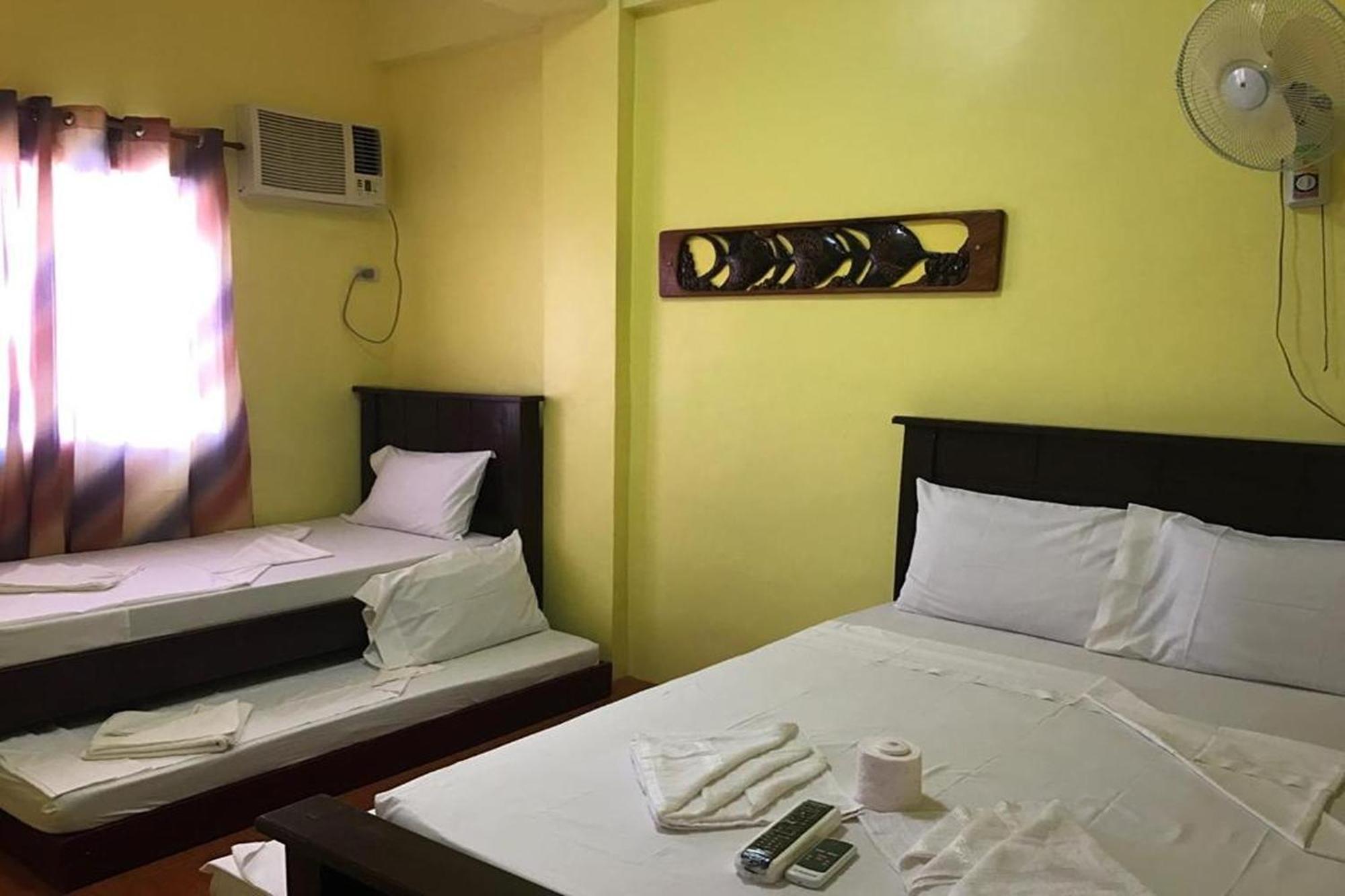 Luis Bay Travellers Lodge Coron Luaran gambar