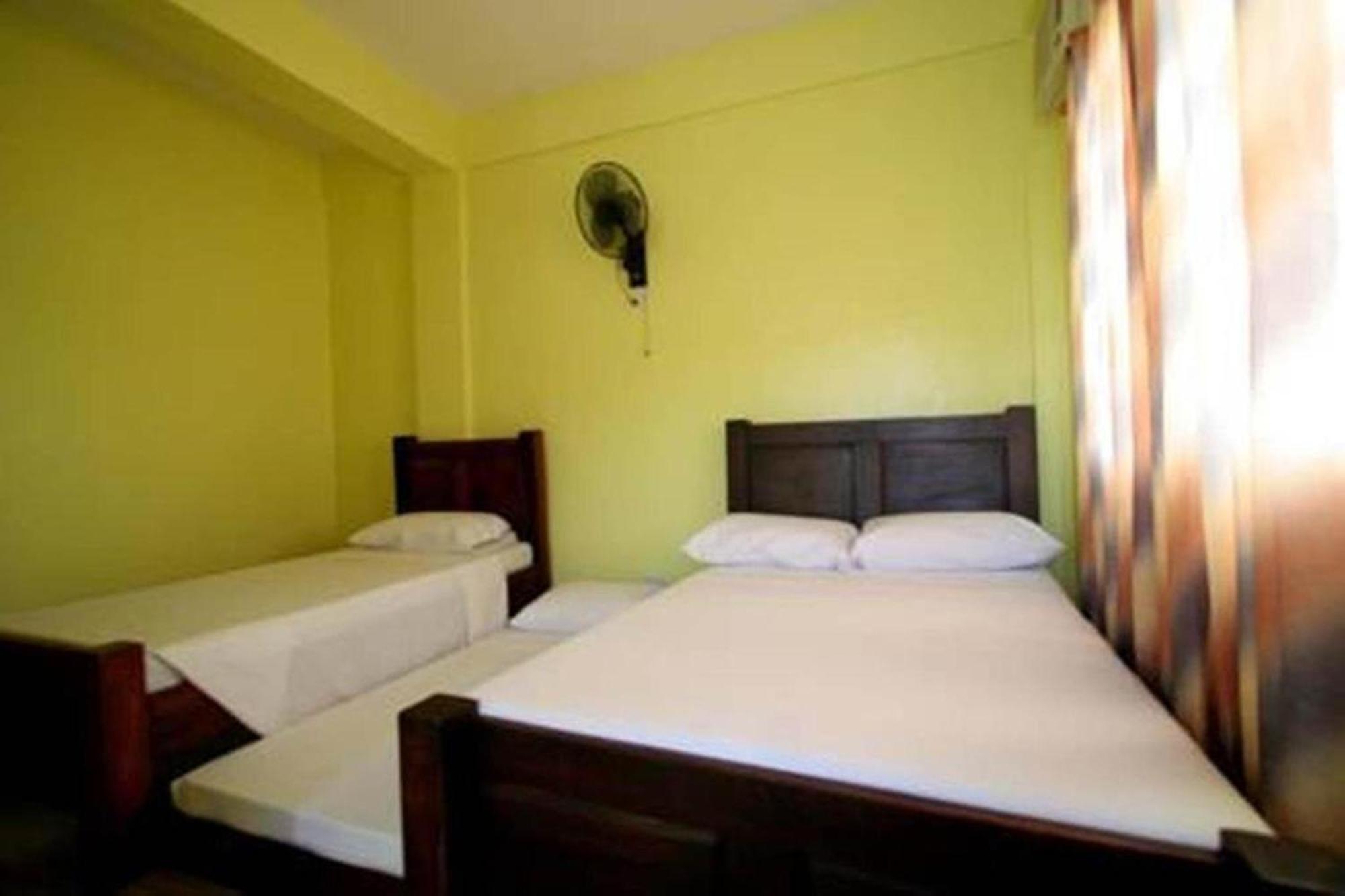 Luis Bay Travellers Lodge Coron Luaran gambar