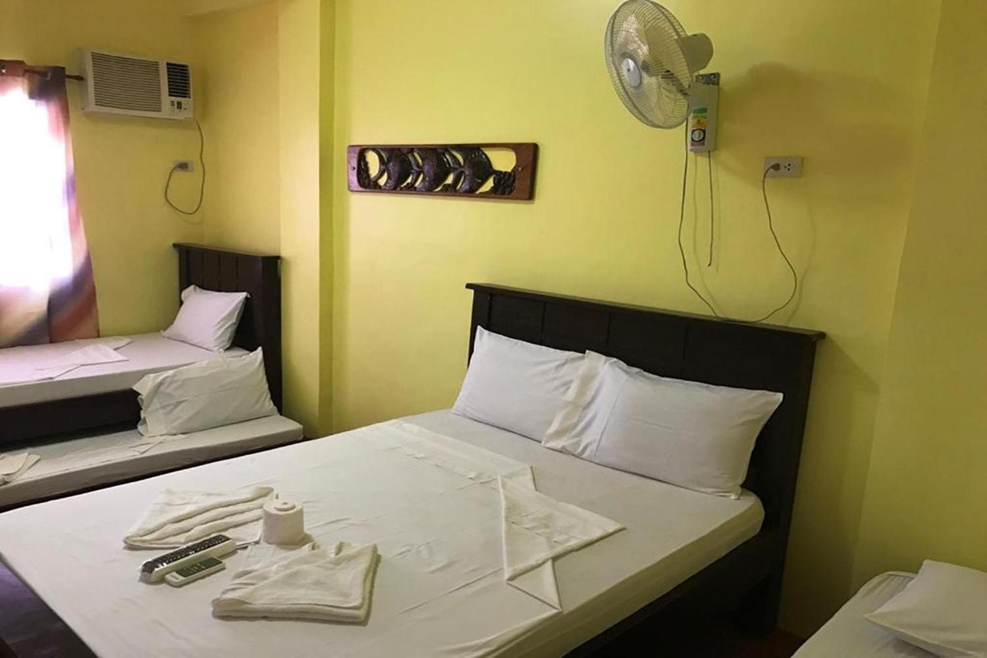 Luis Bay Travellers Lodge Coron Luaran gambar