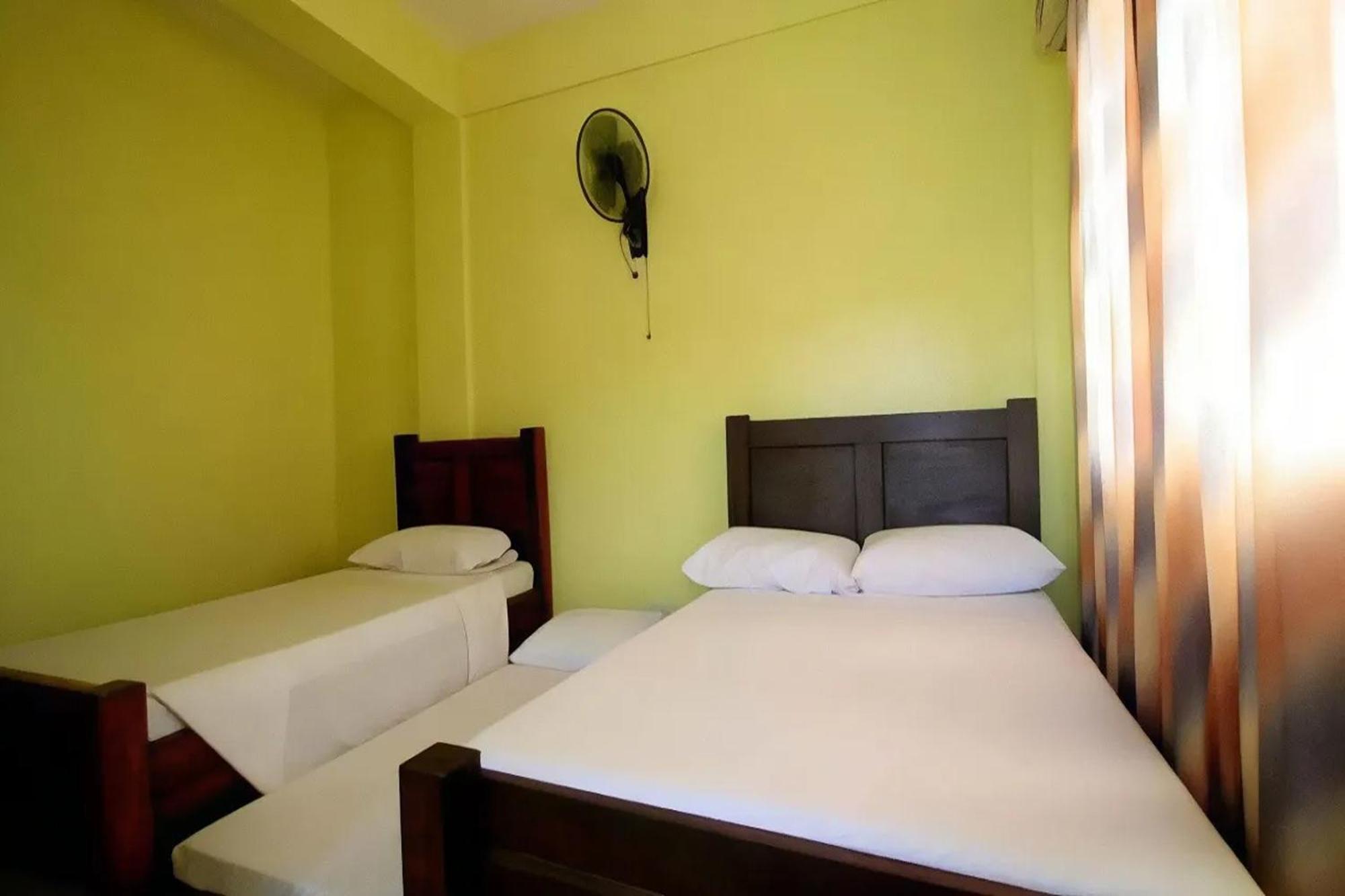 Luis Bay Travellers Lodge Coron Luaran gambar